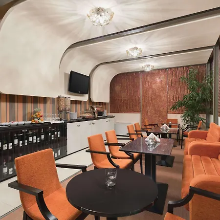 Wyndham Otel